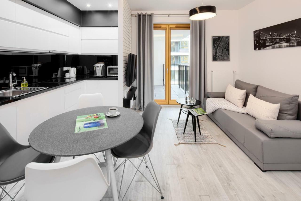 Native Apartments Lubelska 10 คราคูฟ ภายนอก รูปภาพ
